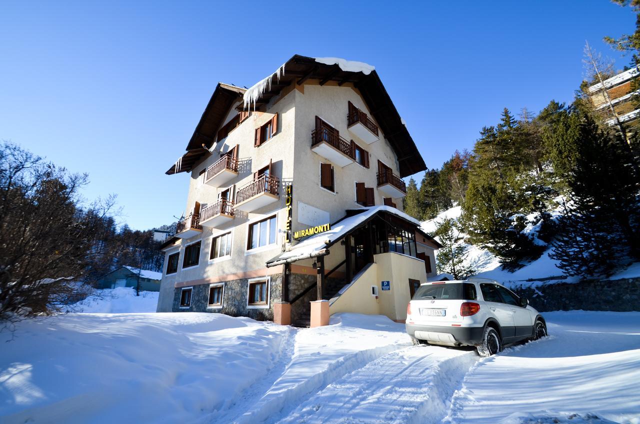 Hotel Miramonti Claviere Kültér fotó