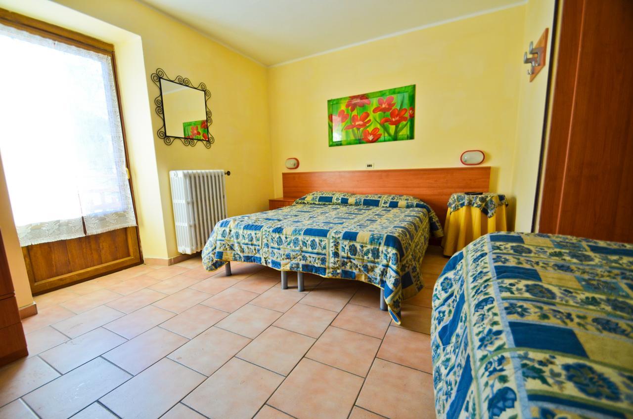 Hotel Miramonti Claviere Kültér fotó