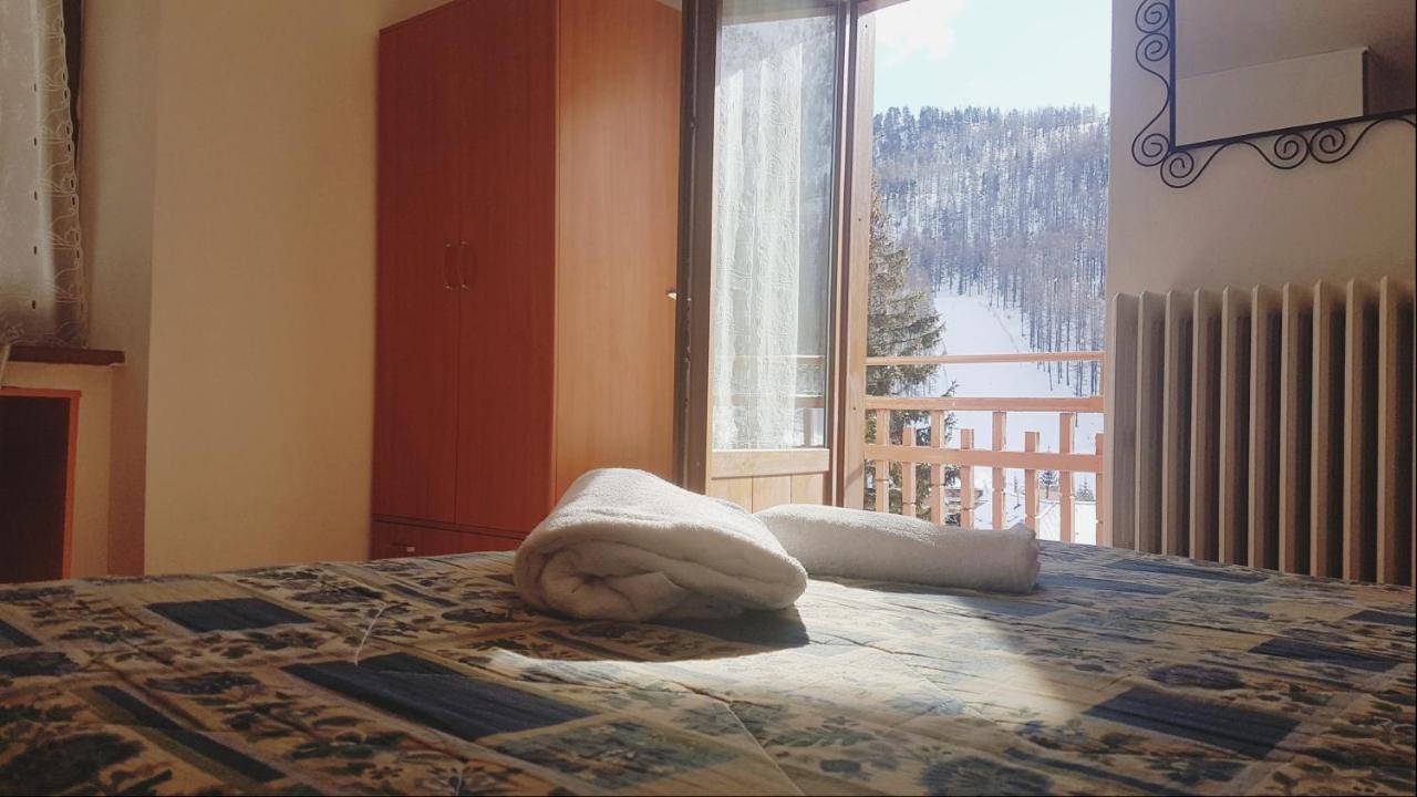 Hotel Miramonti Claviere Kültér fotó